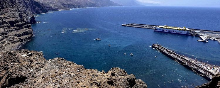 Yacht moorings in the port of Las Nieves