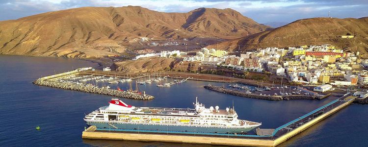 Yacht mooring in the Port of Grand Tarajal