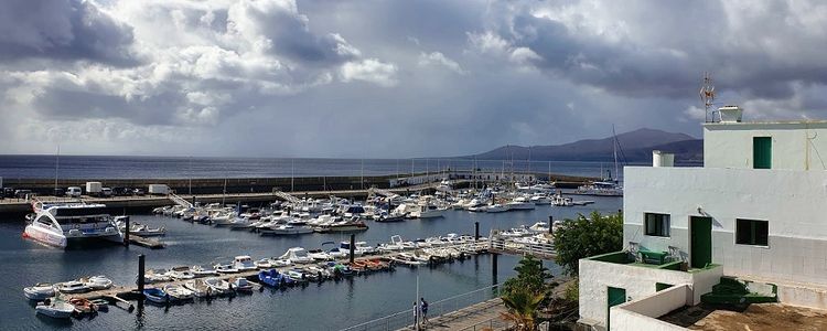 Yacht Marina Carmen