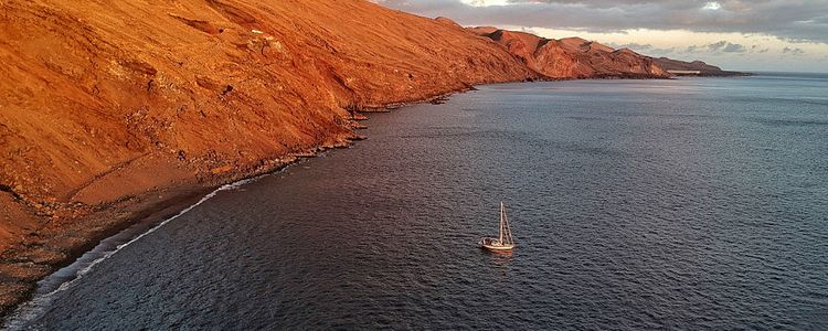 Yacht anchorage at Alcusas Beach