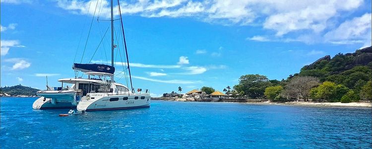 Yacht anchorage off Felicite Island