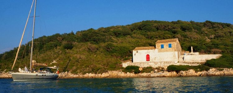 Yacht anchorages in the Kaltsonisi Channel