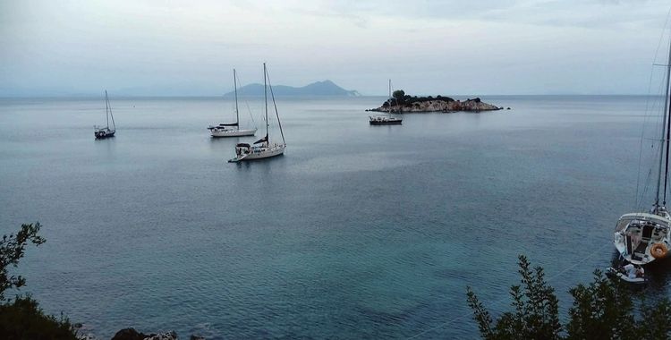 Yacht anchorages in Marmagkas Bay