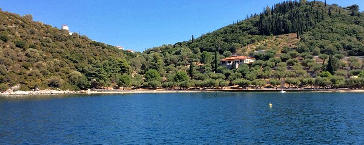 Yacht anchorages in Dnexia bay