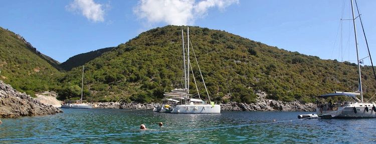 Yacht anchorages in Antri Bay