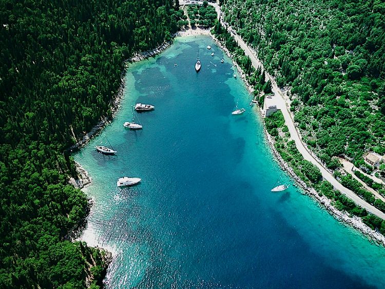 Yacht anchorages in Foki Bay