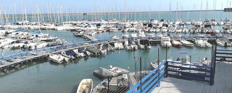 Yacht Marina Castelluccio