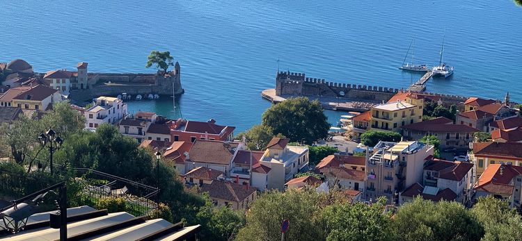 Yacht moorings in Nafpaktos