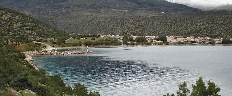 Yacht anchorages in Saranti Bay