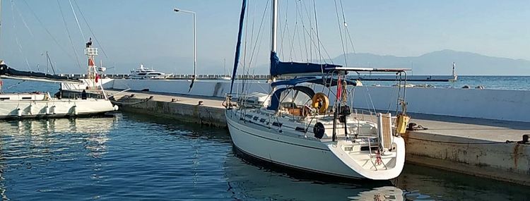 Yacht moorings in Kiatou harbor