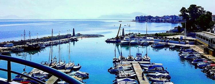 Yacht moorings in the port of Xylokastrou