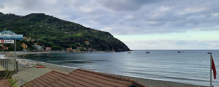 Yacht anchorage in Bonassola