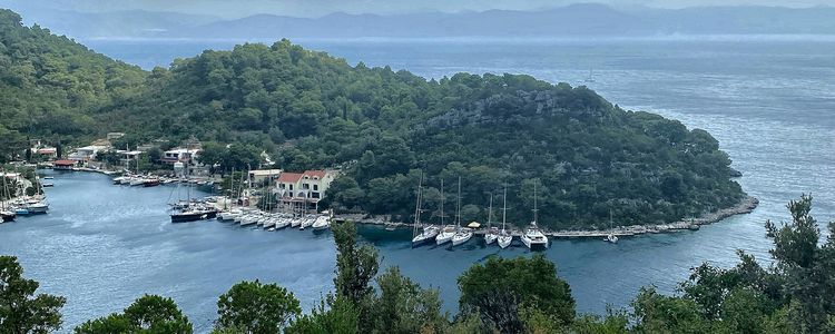 Yacht moorings in Okuklje Bay