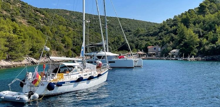 Yacht moorings in Mrtinovik Bay