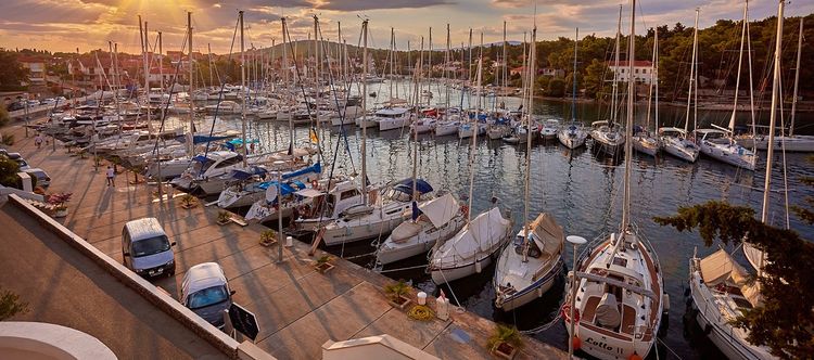 Yachts mooring in Vrboska Marina