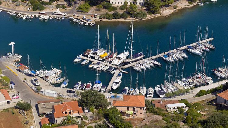 Yachts mooring in Vrboska Marina