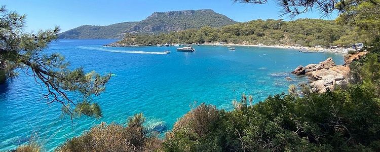 Yacht anchorage in Gemile Bay