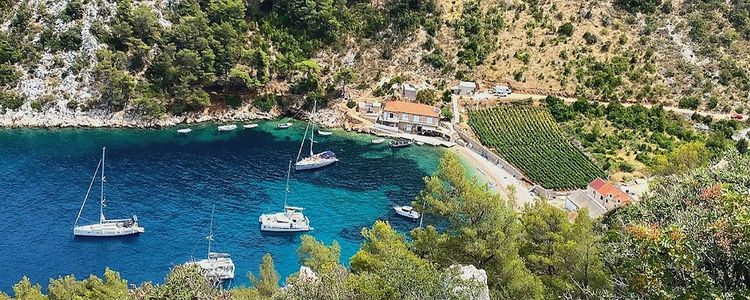 Yacht anchorage in Brusje Bay