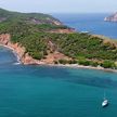 Yacht anchorage in the south-west of Baliseaux Island