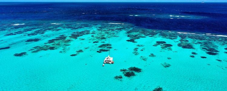 Yacht anchorages in Windward Bay