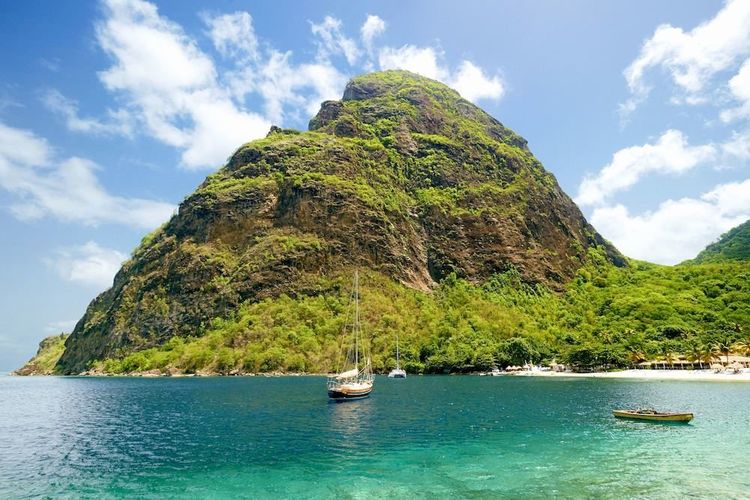 Yacht moorings in Pitons Bay