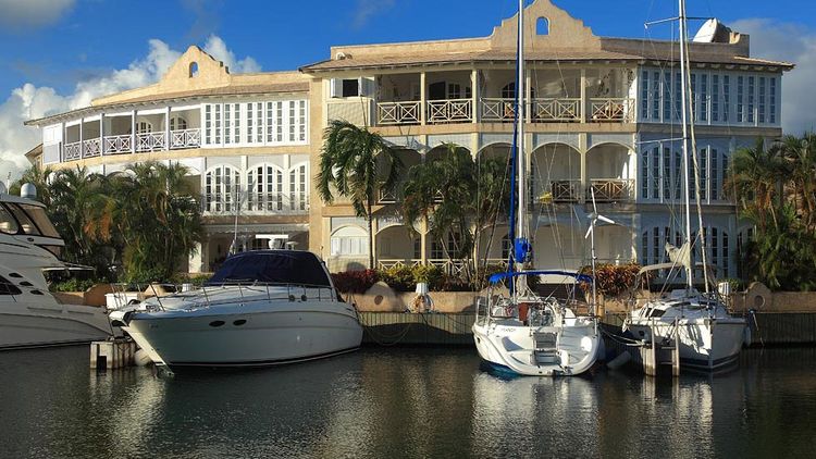 Yacht marina Port St. Charles