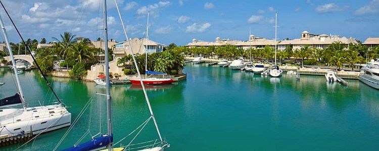 Yacht marina Port St. Charles