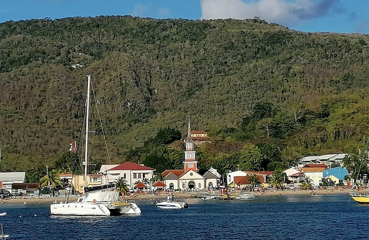 Yacht anchorage in Arlets Bay