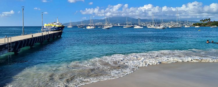 Yacht anchorages and mooring buoys in Mitan Bay