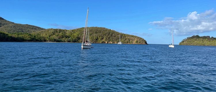 Yacht anchorages and mooring buoys in Mitan Bay