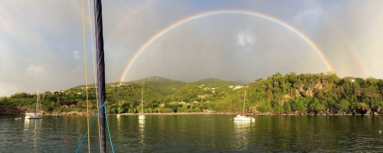 Yacht anchorage in the Little Bay (Petite Anse)