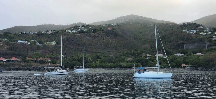 Yacht anchorage in the Little Bay (Petite Anse)