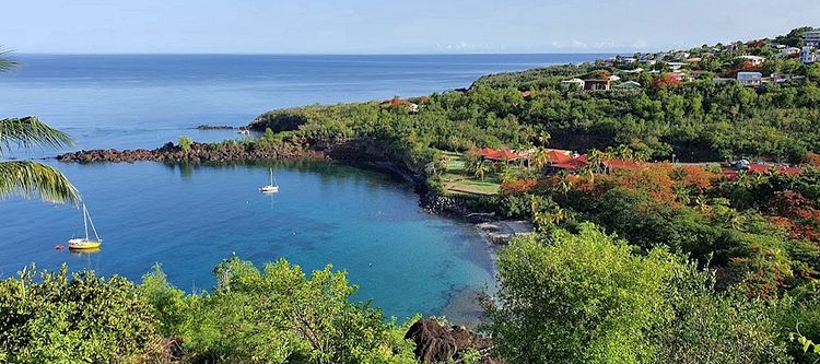 Yacht anchorage in the Little Bay (Petite Anse)