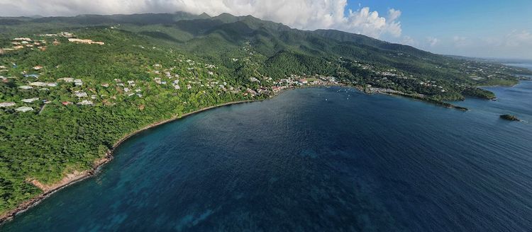 Yacht anchorage in Bouillante Bay (Anse Bouillante)