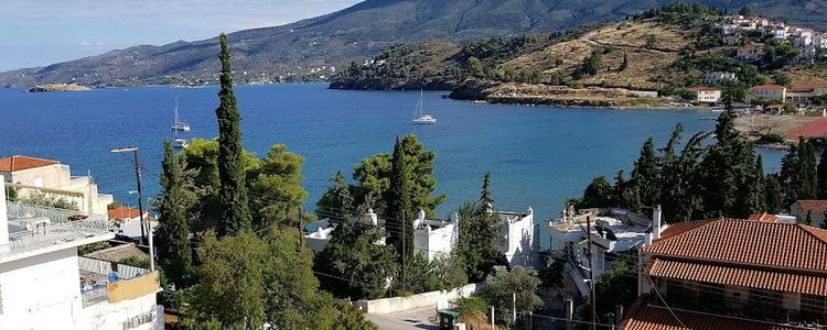 Yacht anchorage at Askeli Beach