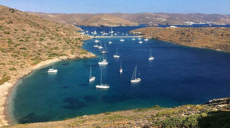 Yacht anchorages in Fikhiada and Kolona Bays