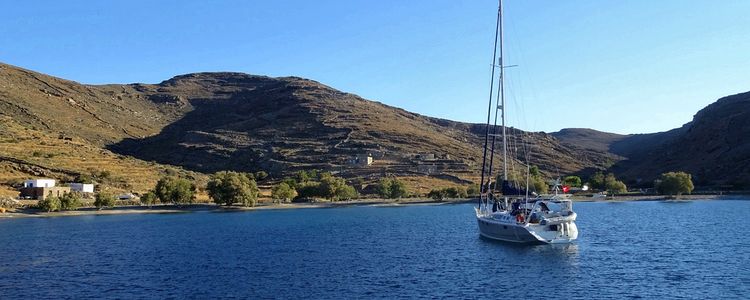 Anchorage of yachts in Agios Ioanis bay