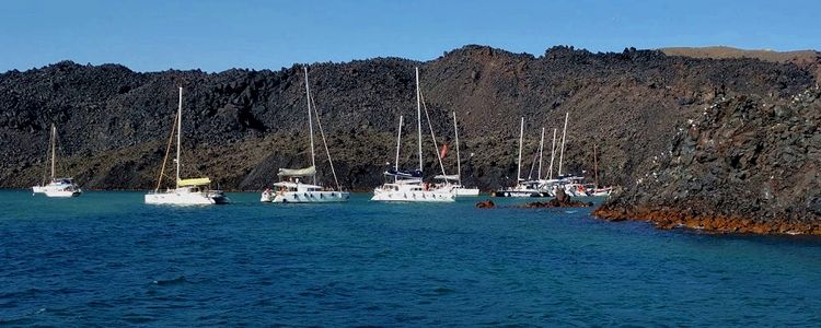 Yacht moorings near Kameni Island