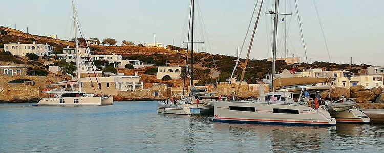 Yacht mooring in Alopronia