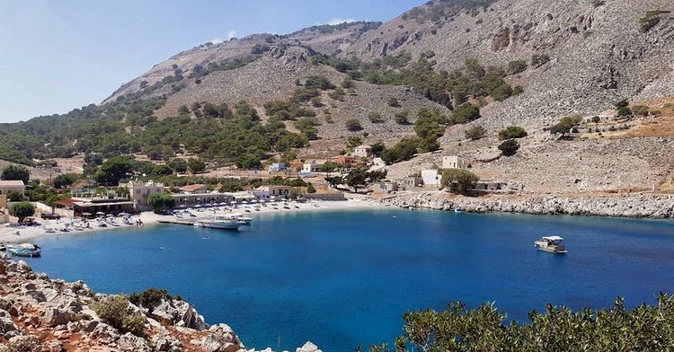 Yacht anchorage in Marathounta Bay