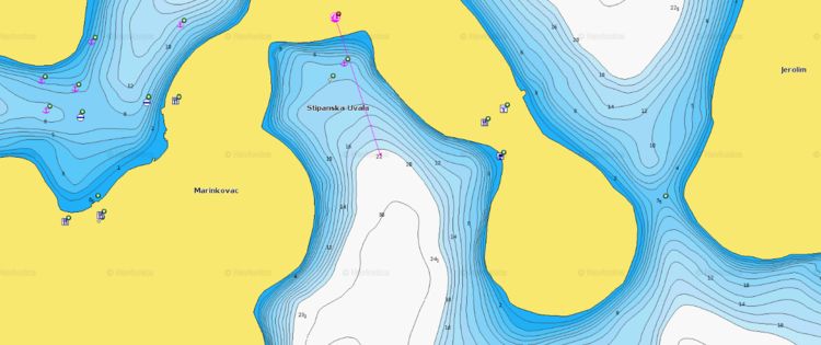 To open Navionics chart of yacht anchorages in the bay of Stipanska at Marinkovac Island 