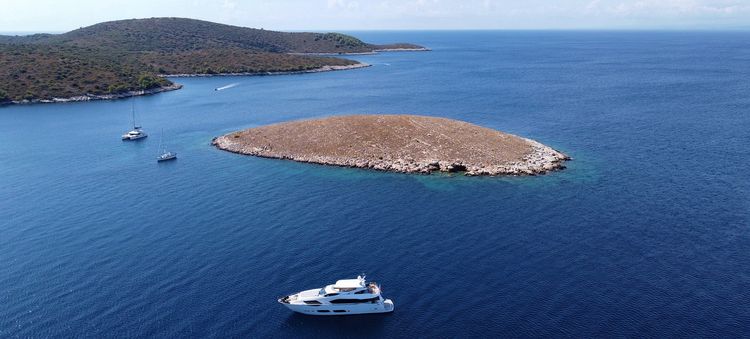 Yacht moorings in Vlaka Bay at Sveti Klement Island