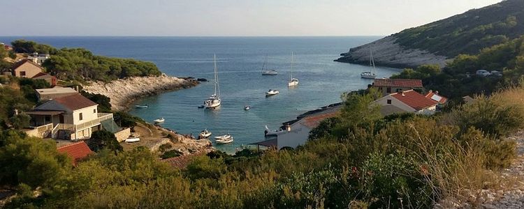 Yacht anchorage in Mala Travna Bay