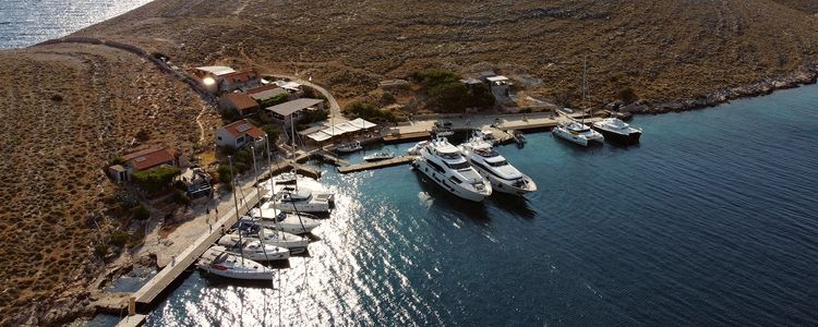 Yacht mooring at the buoys off Lavsa Island