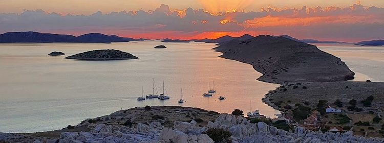 Yacht mooring in Koromachna bay