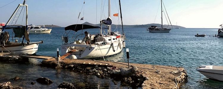 Yacht moorings in Striznja Bay