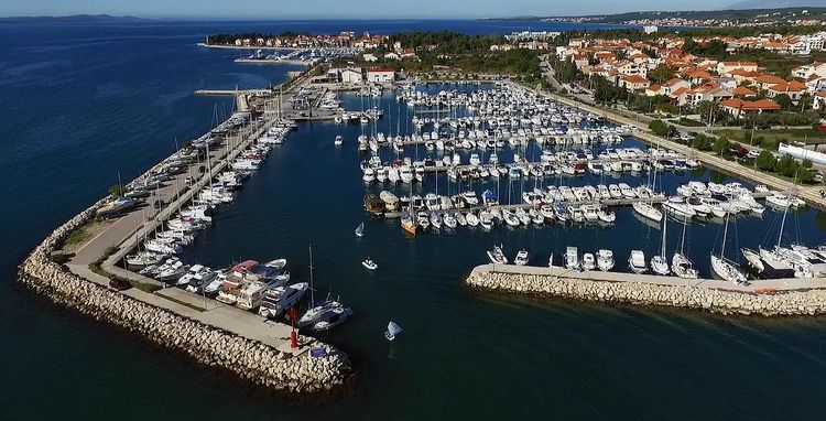 Yacht Marina Vitrenjak