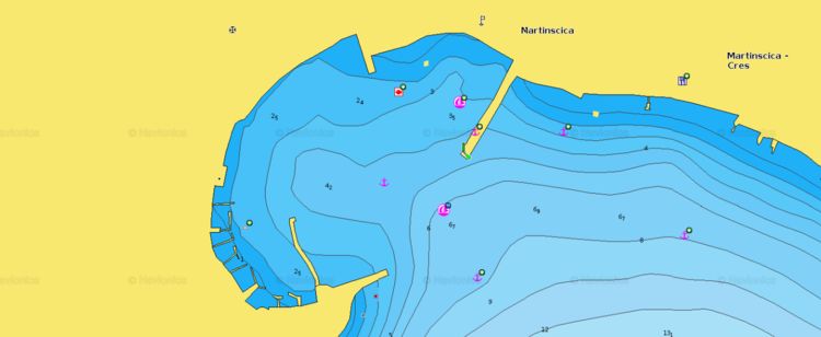 To open Navionics chart  of yacht moorings in Martinscica harbor