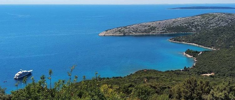 Yacht anchorage in Ustrine Bay