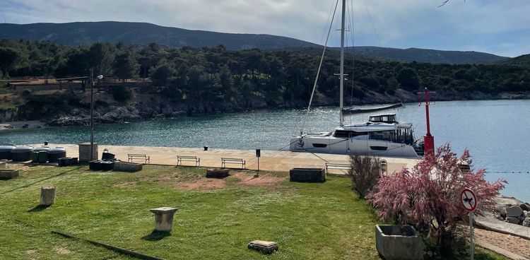 Yacht mooring on the north side of the Osor Channel